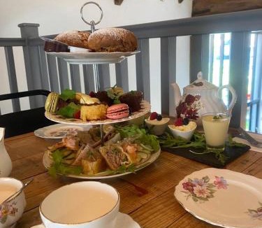 Hopton House | Whispering Pines