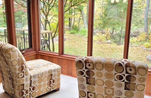 Kawartha Lakes Cottage | Whispering Pines Riverside Getaway