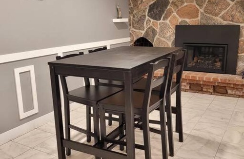 Burnt River House | Whispering Pines Riverside Retreat