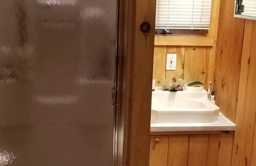 New Durham Cabin | Whispering Pines Waterfront Cabin