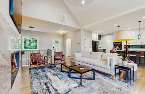 Lake Junaluska House | Whispering Reeds