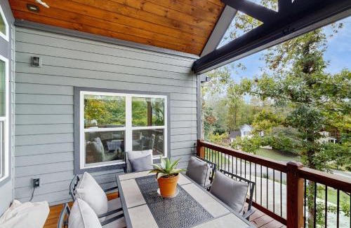 Lake Junaluska House | Whispering Reeds