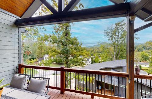 Lake Junaluska House | Whispering Reeds