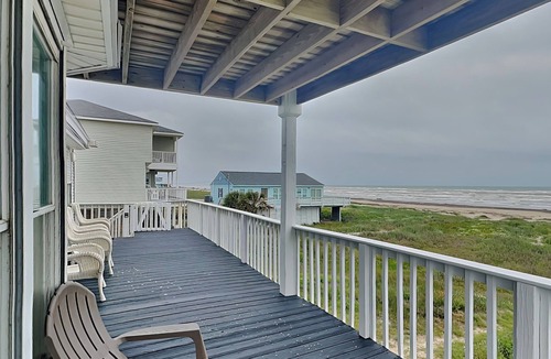 Terramar Beach House | Whispering Sands Beachfront | Community Pool