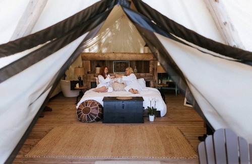 Grafton Resort | Whispering Springs Wilderness Retreat