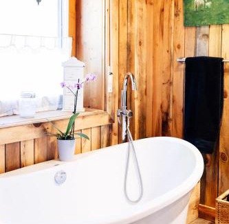 Grafton Hotel | Whispering Springs Wilderness Retreat
