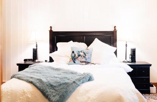 Grafton Hotel | Whispering Springs Wilderness Retreat