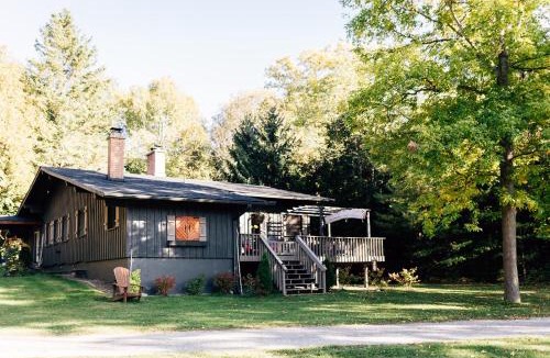Grafton Hotel | Whispering Springs Wilderness Retreat
