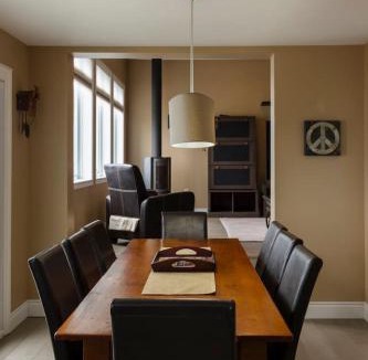 Trenton House | Whispering Swan Bay Haven