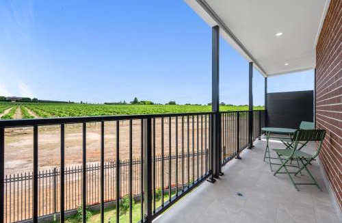 McLaren Vale Villa | Whispering Vines