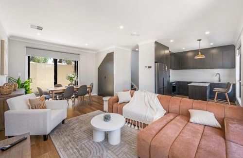 McLaren Vale Villa | Whispering Vines