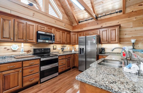 Rock Island Ski Chalet | Whispering Water at Rock Island Shores