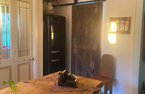 Brisbane House | "Whispering Waters"