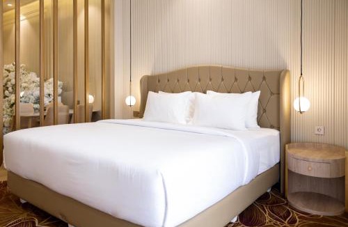Old Jakarta Hotel | Whistler Garden Hotel