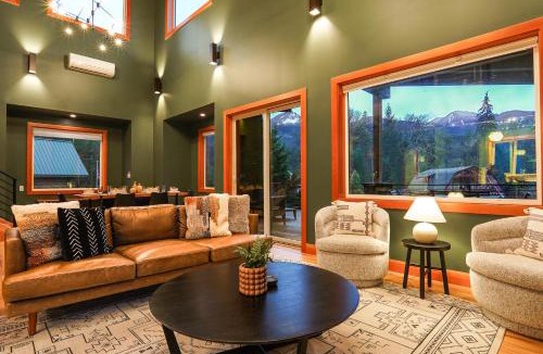 Glacier House | Whistler Peak Lodge