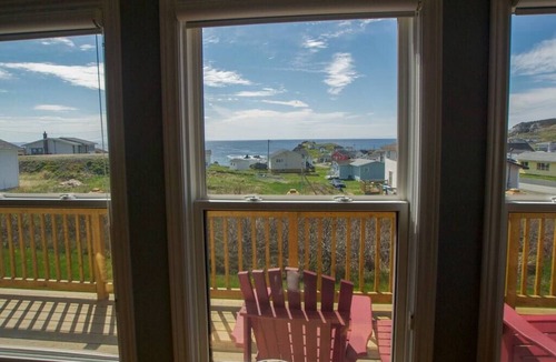Newfoundland House | Whistler's View