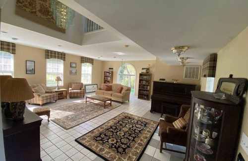 Keeling House | Whistling Hill, 3.5 Miles from VIR