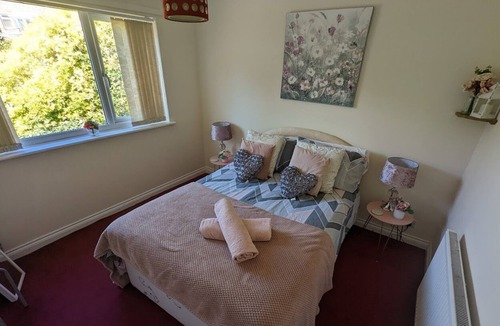 Aislaby Apartment | Whitby Retreat Apartment with Moor Views sleeps 7