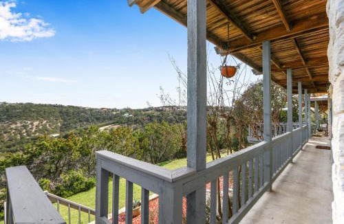 Wimberley House | White Buffalo - Room with a View