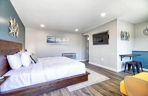 Ventura Hotel | White Caps Motel