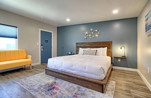 Ventura Hotel | White Caps Motel