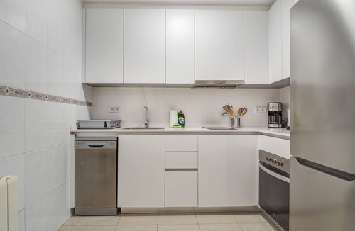 Sitges Town Center Apartment | White Center Apartment by Hello Homes Sitges