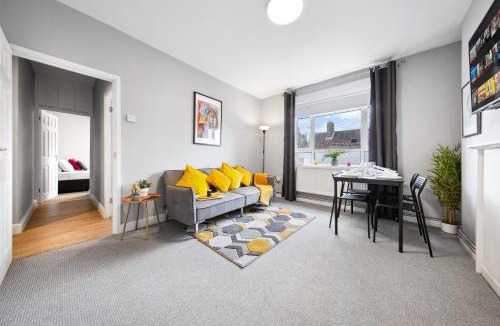 White City Apartment | White City Retreat