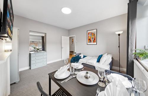 White City Apartment | White City Retreat