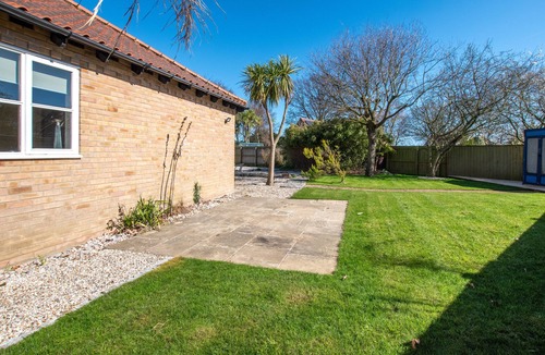 Westleton House | White Clouds - Three Bedroom House, Sleeps 4