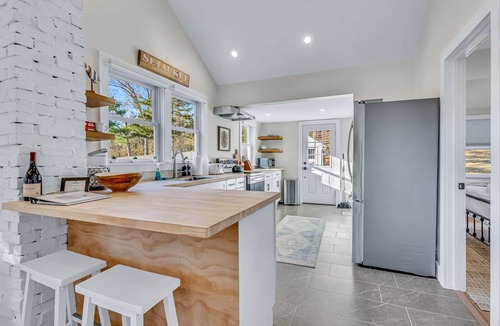 East Setauket House | White Cottage East Setauket