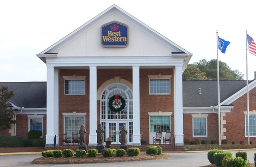 Thomson Hotel | White Columns Inn