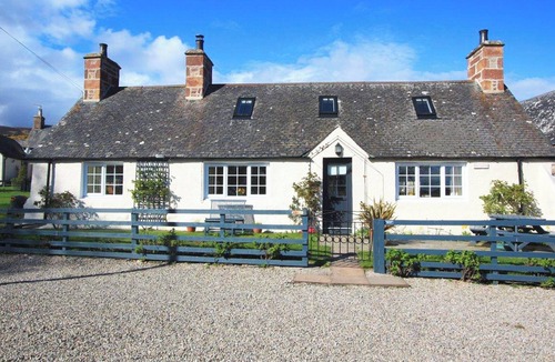Golspie Cottage | White Cottage - UK7679