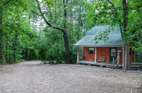 Bruno Cabin | White Eagle Cabin at Silver Run just 3 miles from the Buffalo River