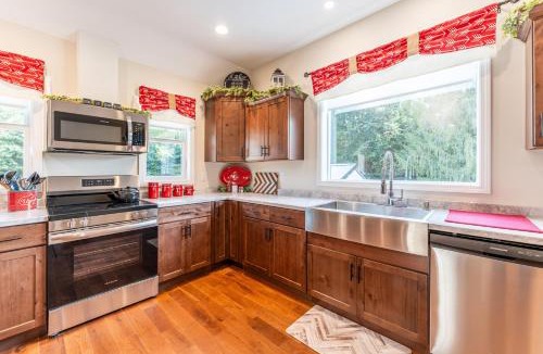 Elkton House | White Fern