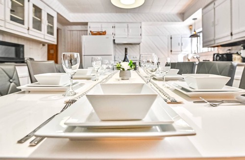 Saint Come Cottage | White Fox Haven Summa