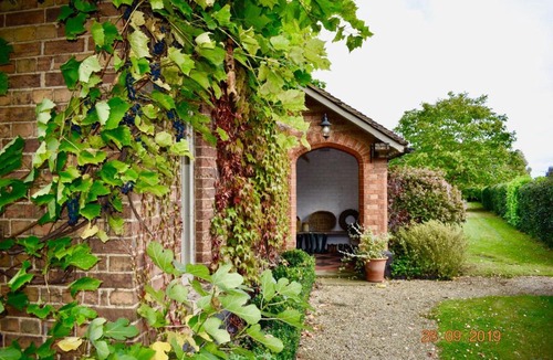 Grandborough Bed & Breakfast | White Hall Farm