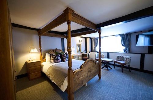 Exeter Hotel | White Hart, Exeter by Marston's Inns