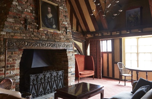 Coggeshall Hotel | White Hart Hotel by Greene King Inns