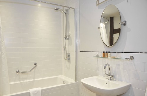 Coggeshall Hotel | White Hart Hotel by Greene King Inns