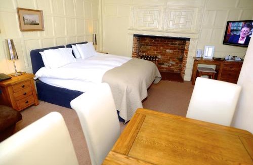 St Albans Hotel | White Hart Hotel