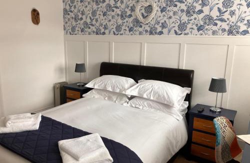 Ashill Bed & Breakfast | White hart public house