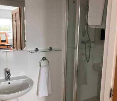 Ashill Bed & Breakfast | White hart public house