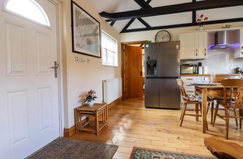 Battle House | White Hart Stables