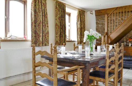 Monmouth House | White Hill Farm Cottage