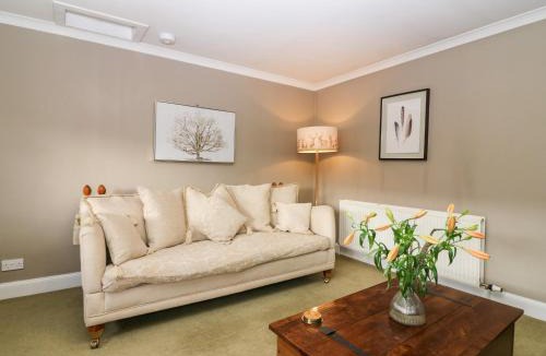 Kirriemuir House | White Hillocks Farm House