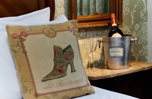 Rosedale Abbey Hotel | White Horse Farm Inn