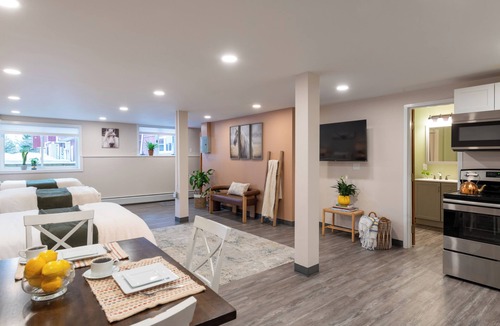 Waitsfield Hotel | White Horse Lodge