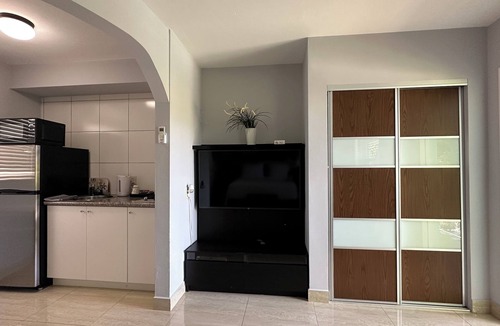 South Palm Park Neighborhood Association Hotel | White Horse Motel