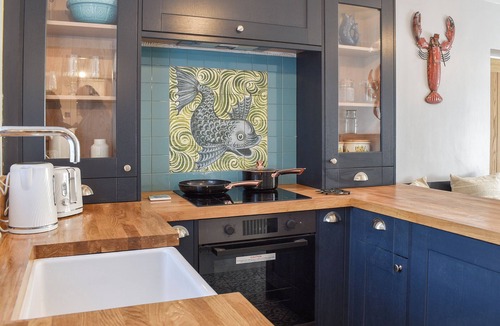 Newborough Cottage | White Horses - UK42776