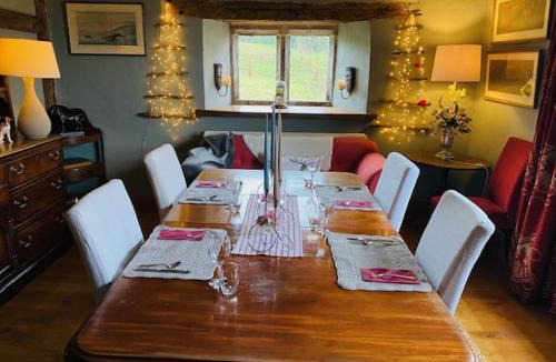 Little Cowarne Bed & Breakfast | White House Farm